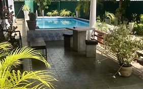 Kingz And Queenz - Negombo